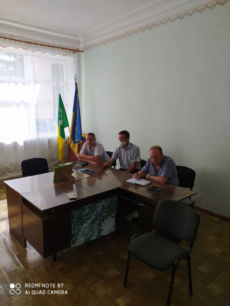 Зустріч керівництва   Олександрівської селищної  ради з жителями села Красносілля.