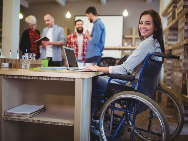 Фріланс для молоді з інвалідністю: що пропонують?